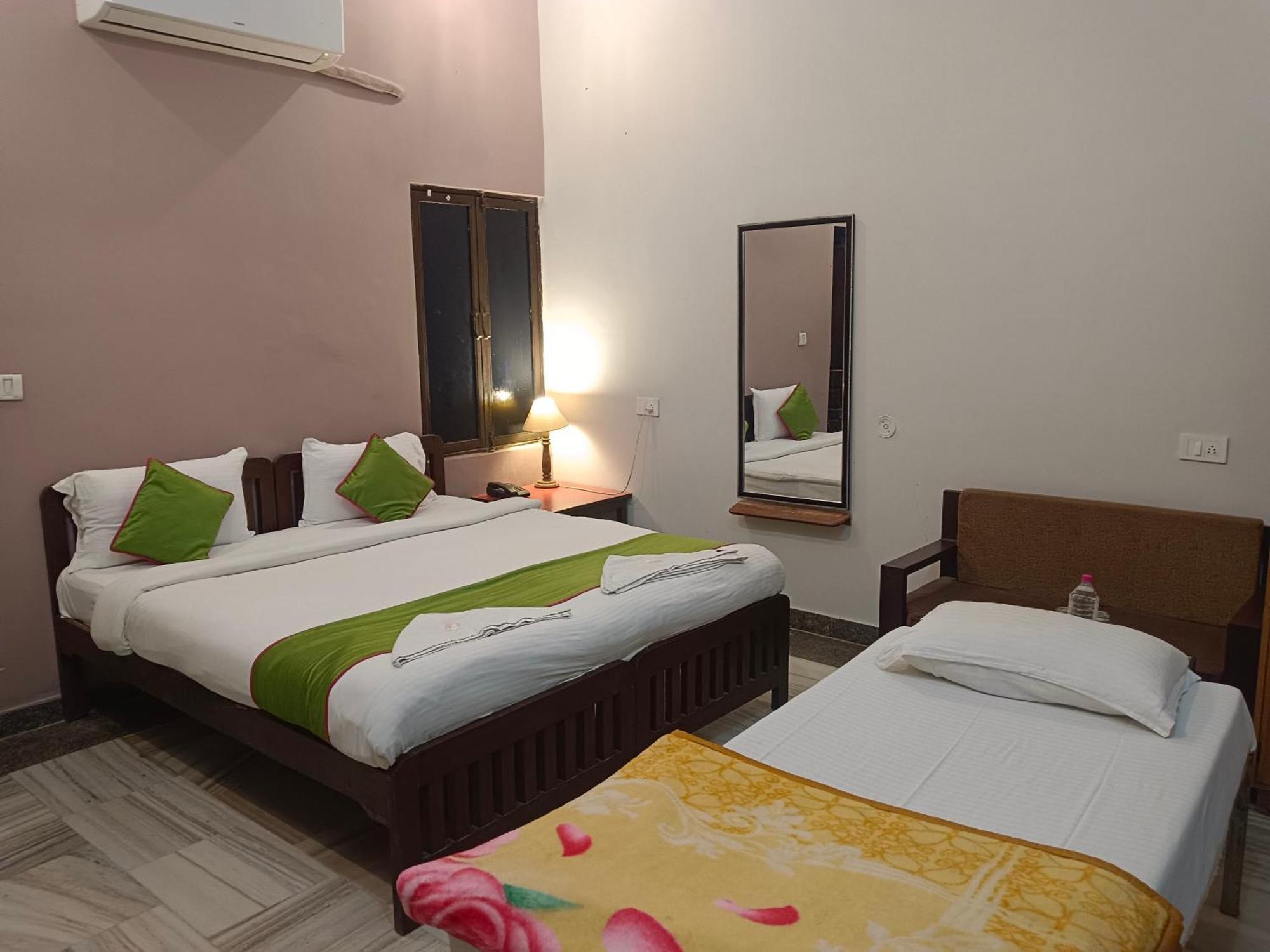Hotel Mewad Haveli Pushkar Exterior photo