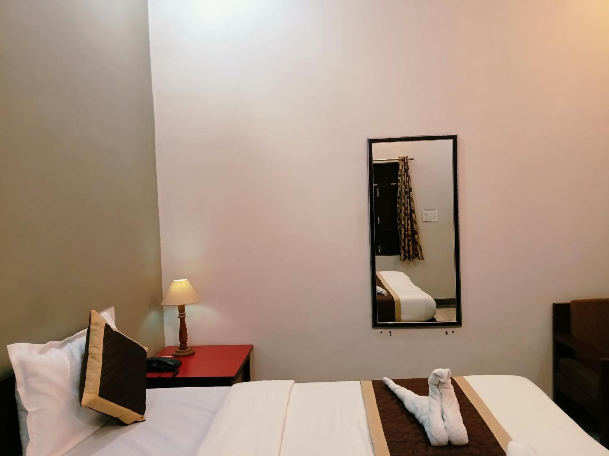 Hotel Mewad Haveli Pushkar Exterior photo