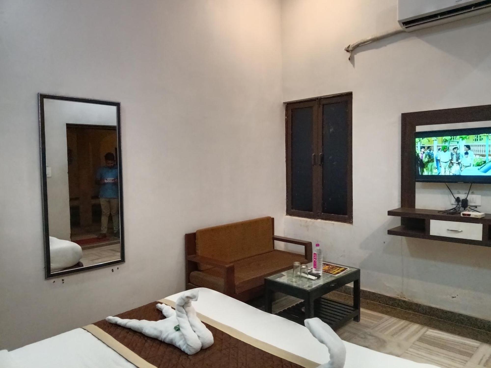 Hotel Mewad Haveli Pushkar Exterior photo